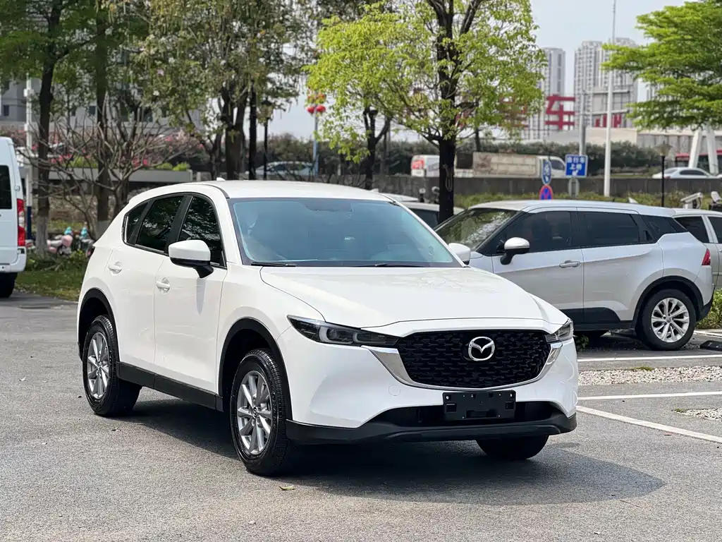 Mazda CX-5 2025