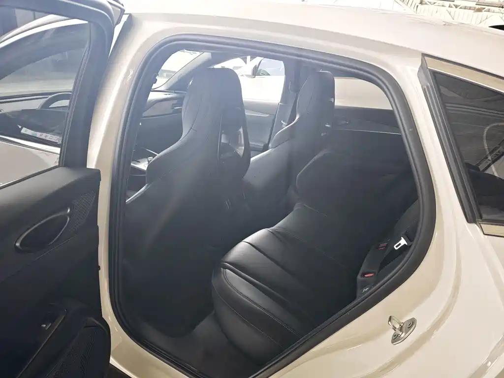 BYD Seal 06 2025