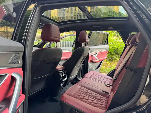 Jetour X70 PLUS 2024
