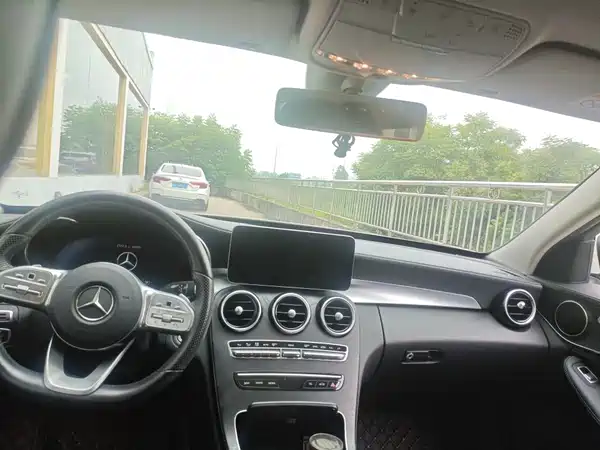 Mercedes-Benz C-Class 2020