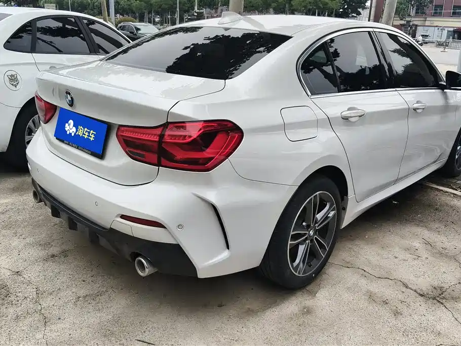 BMW 1 Series 2023