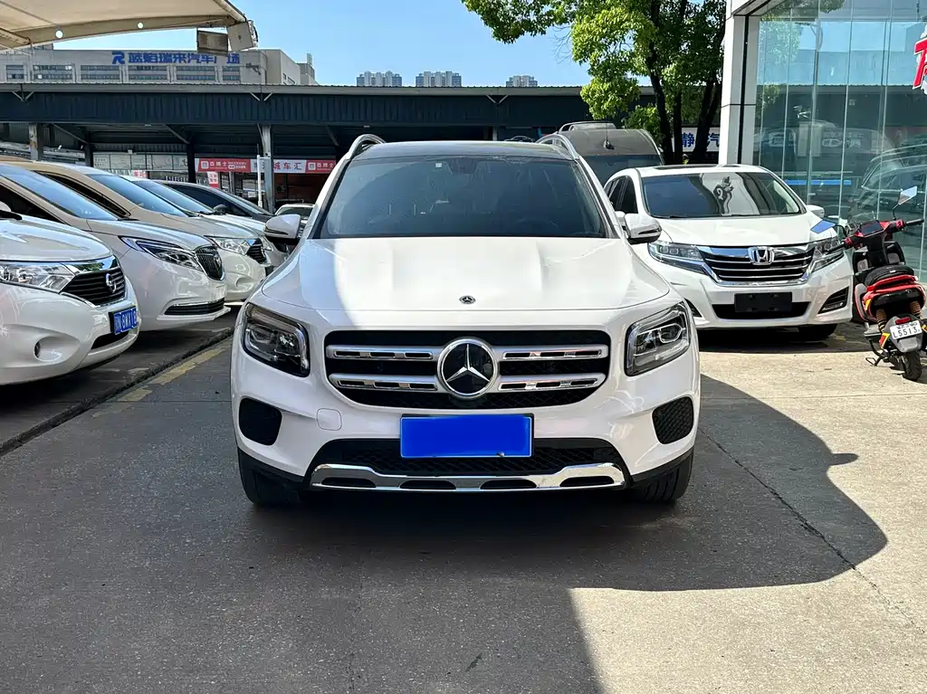 Mercedes-Benz GLB 2022 — фото 2