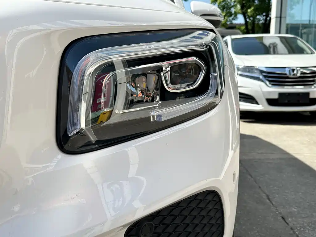 Mercedes-Benz GLB 2022 — фото 15