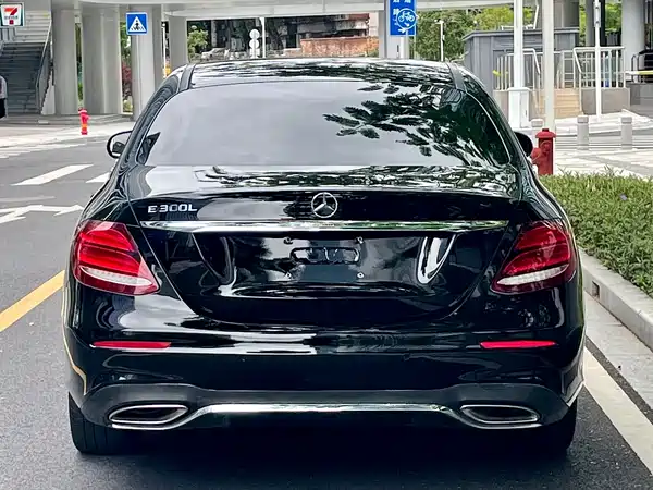 Mercedes-Benz E-Class 2017