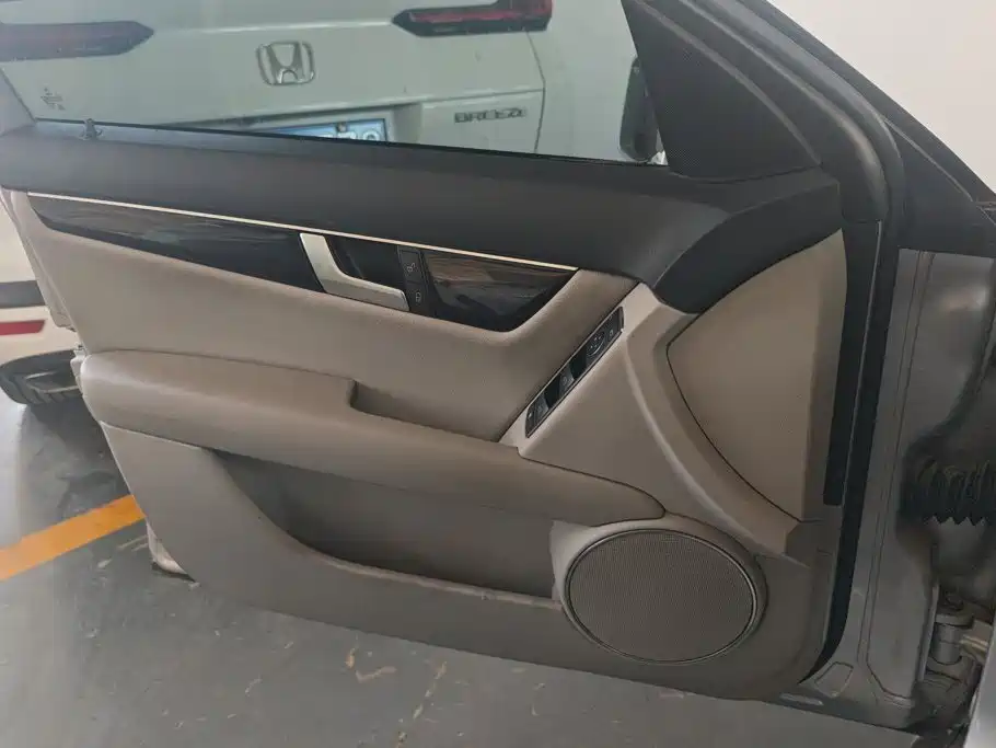 Mercedes-Benz C-Class 2012