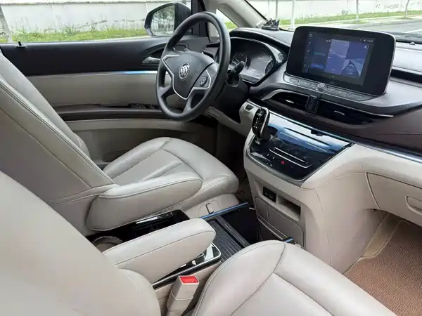 Buick GL8 2020