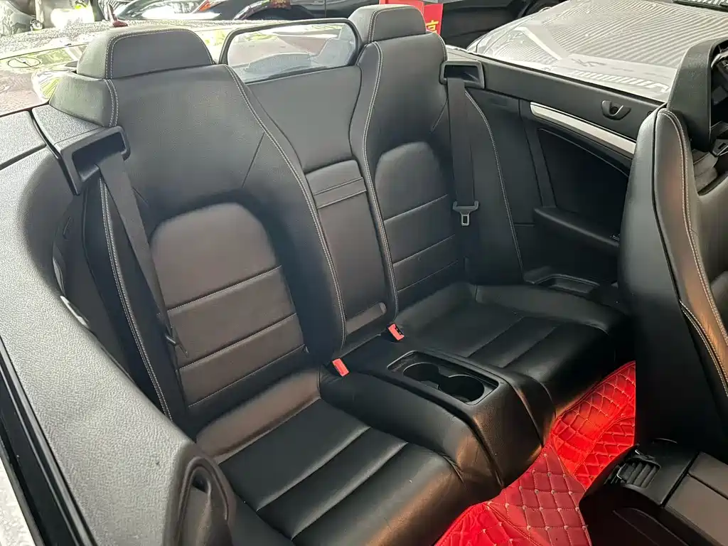 Mercedes-Benz E-Class 2011