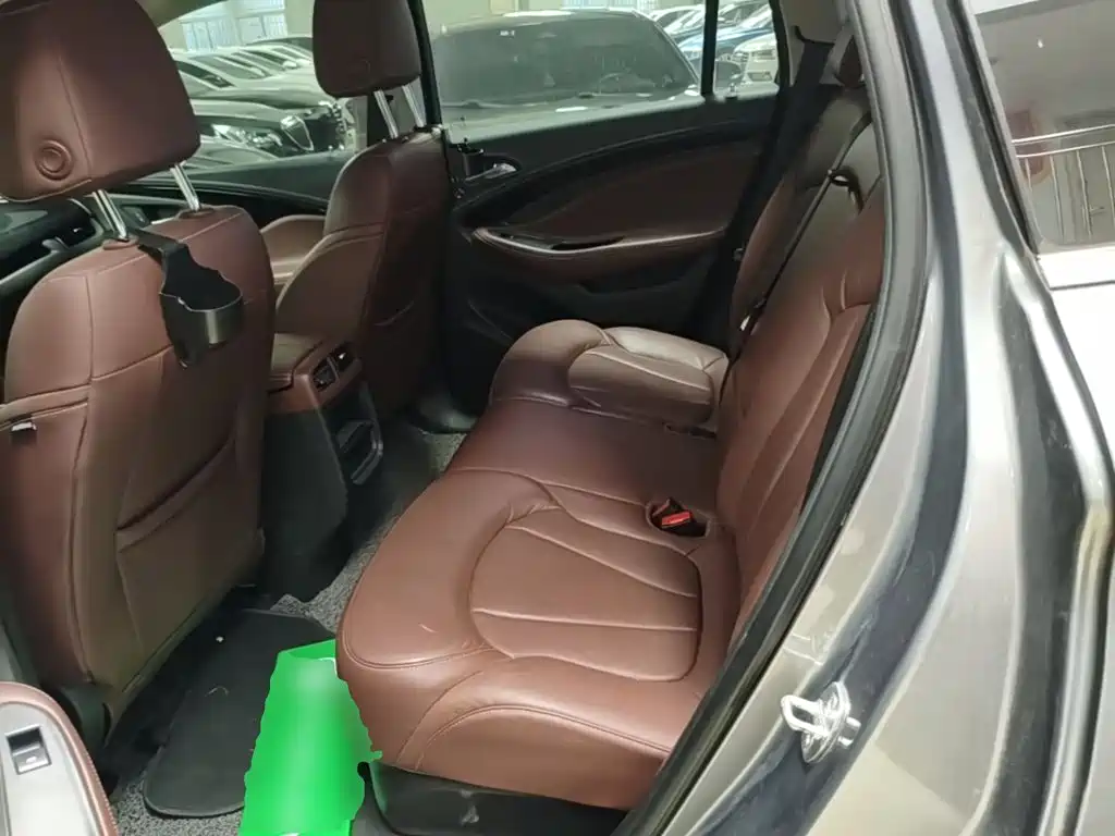 Buick Envision Plus 2018 — фото 17