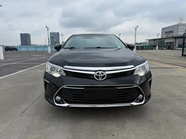 Toyota Camry 2016