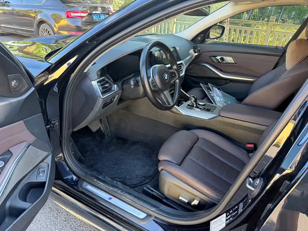 BMW 3 Series 2021