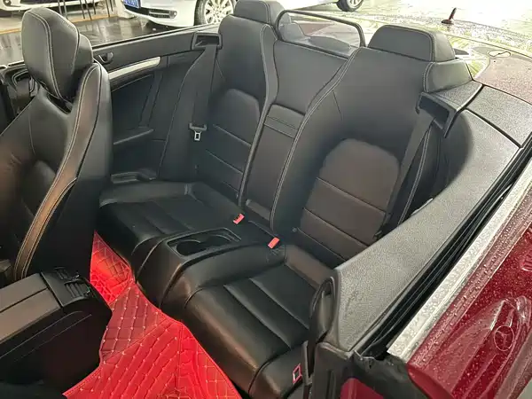 Mercedes-Benz E-Class 2011