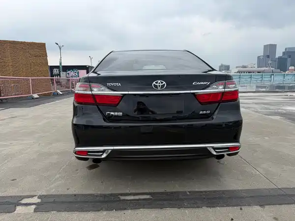 Toyota Camry 2016