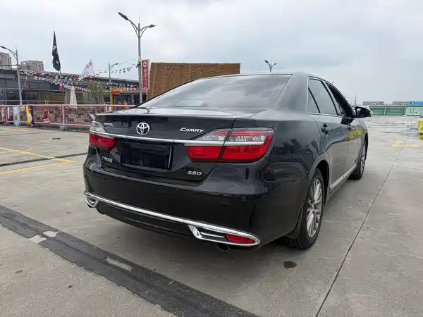 Toyota Camry 2016