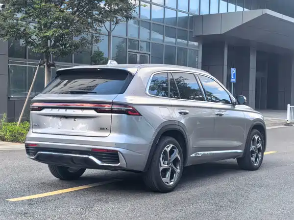 Geely Xingyue L 2024