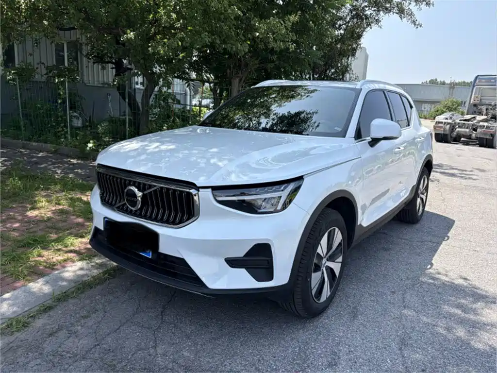 Volvo XC40 2023