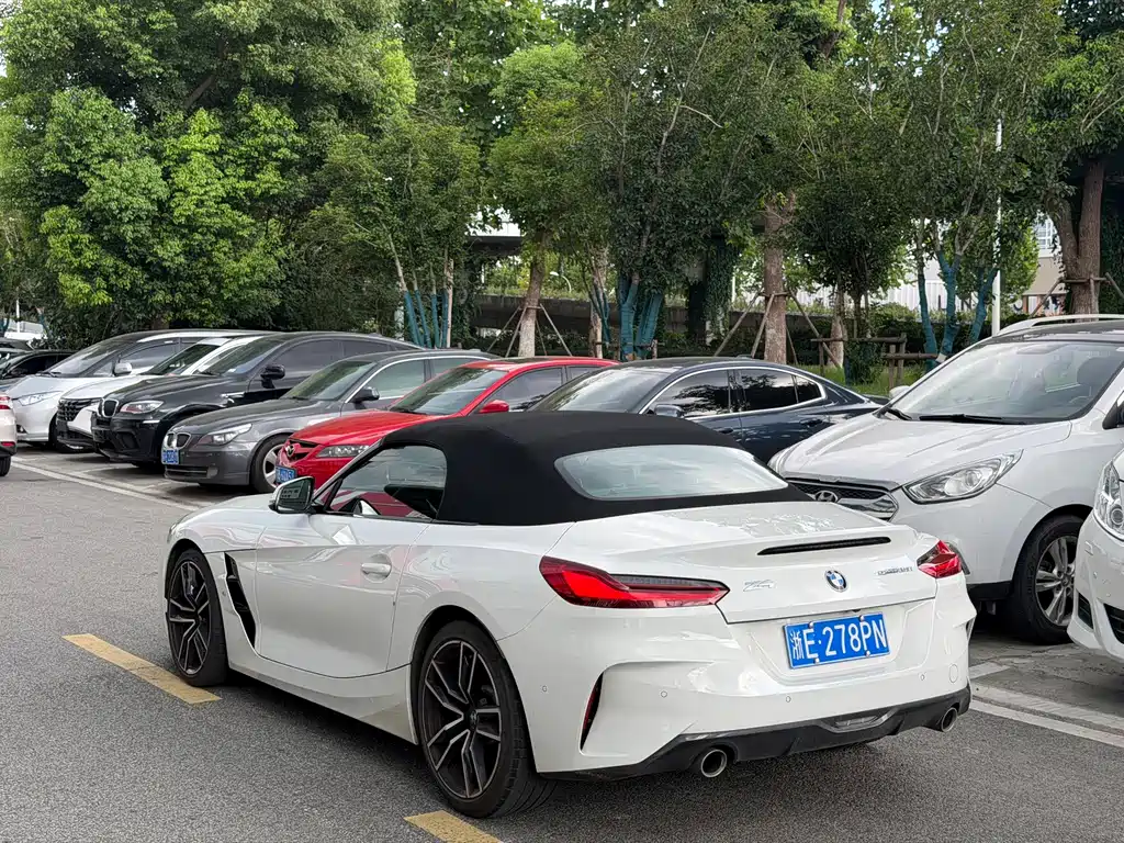 BMW Z4 2021 — фото 7