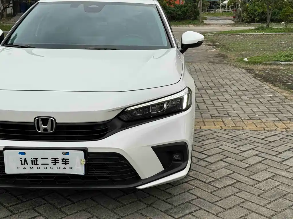 Honda Civic 2024 — фото 12