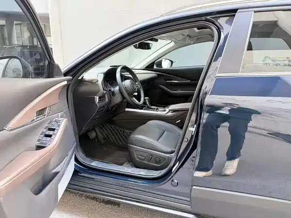Mazda CX-30 2024