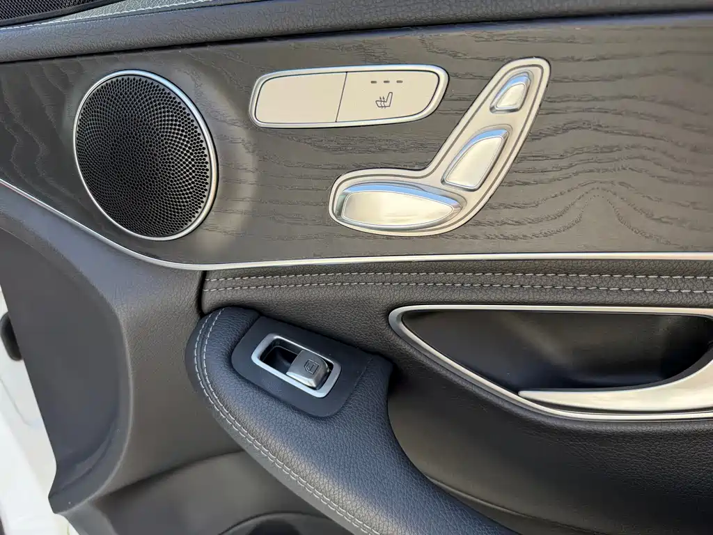 Mercedes-Benz C-Class 2020 — фото 10