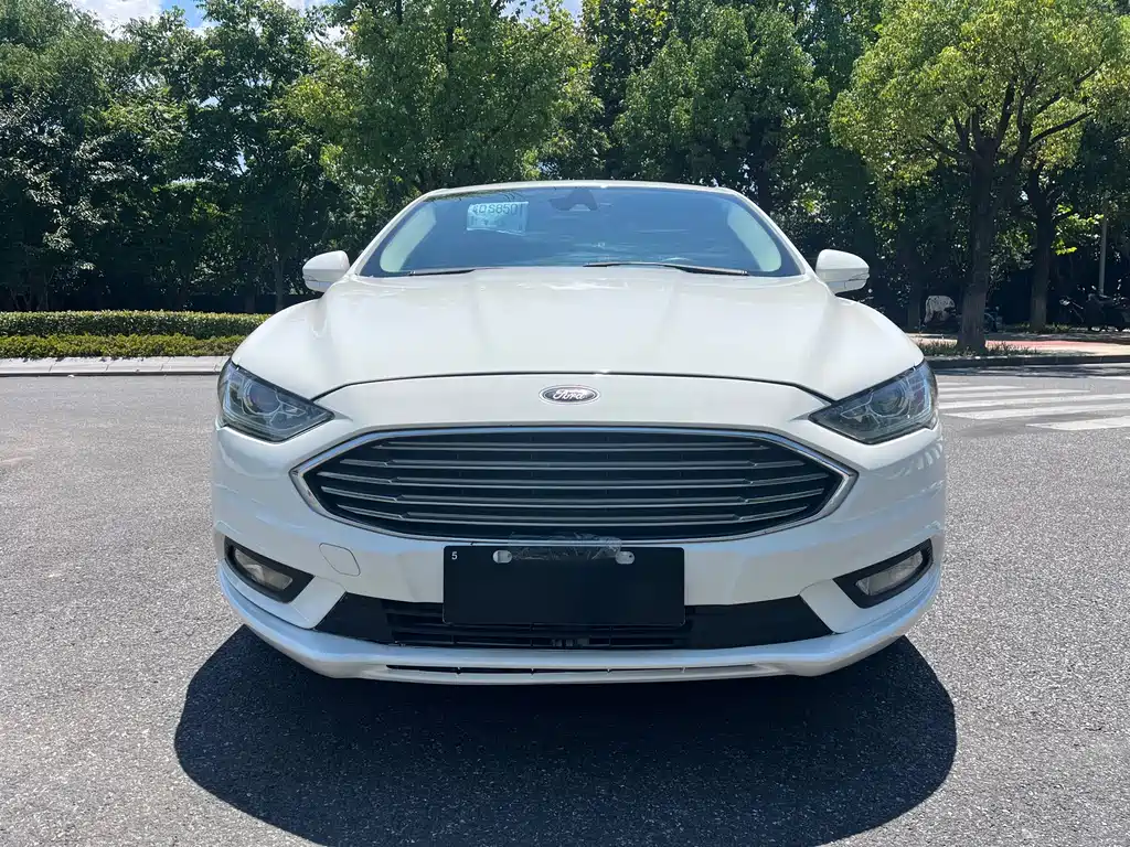 Ford Mondeo 2018 — фото 2