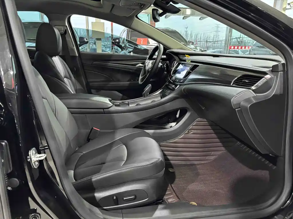 Buick LaCrosse 2023 — фото 10