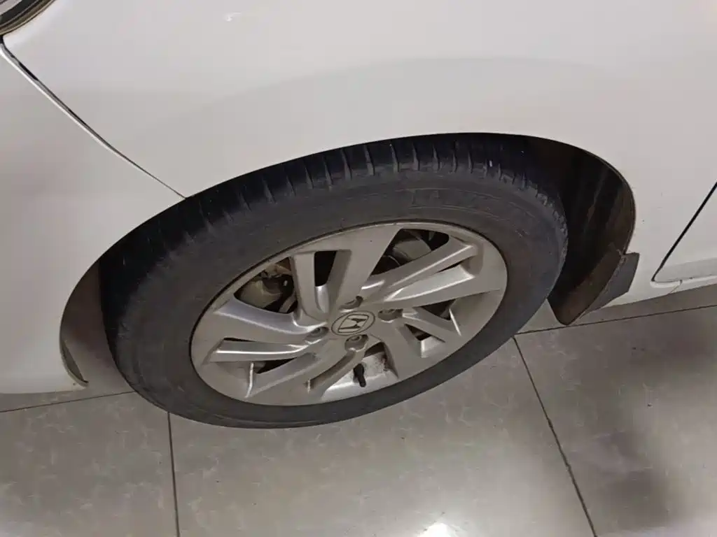 Honda Fit 2015 — фото 23