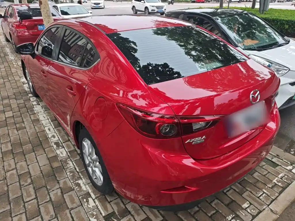 Mazda 3 Axela 2018 — фото 5