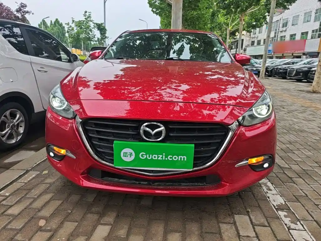 Mazda 3 Axela 2018 — фото 3