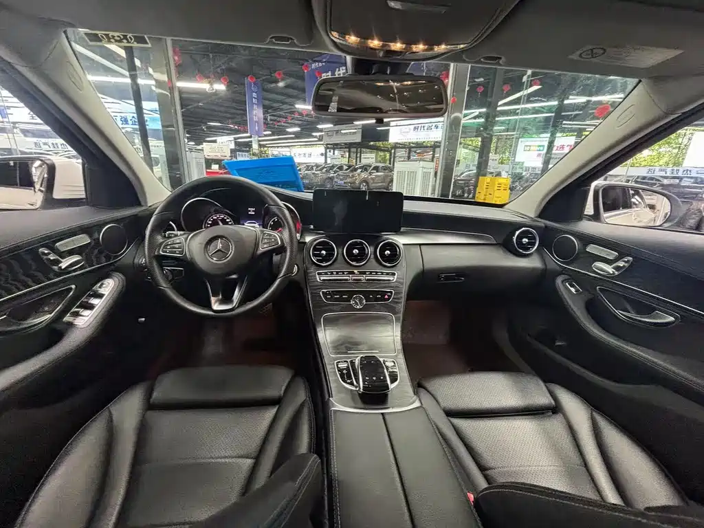 Mercedes-Benz C-Class 2016 — фото 10