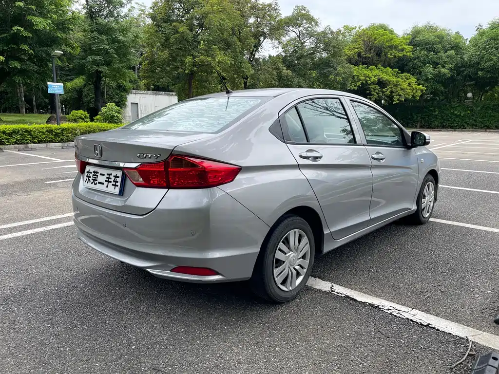 Honda City 2017 — фото 12