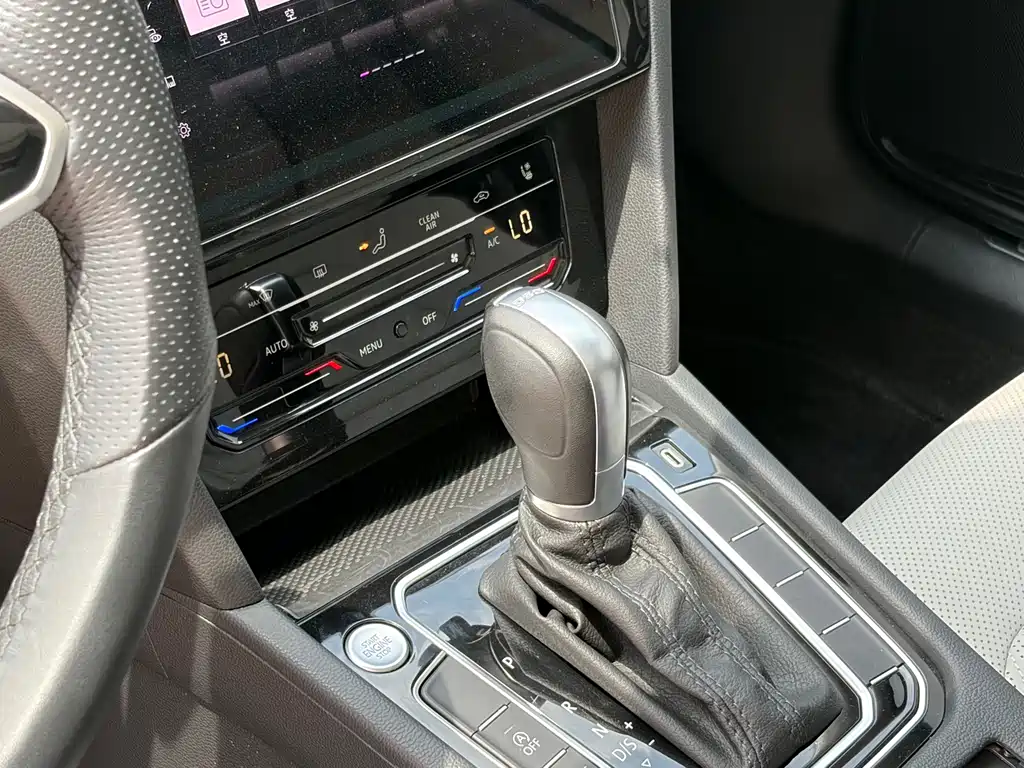 Volkswagen Magotan 2023