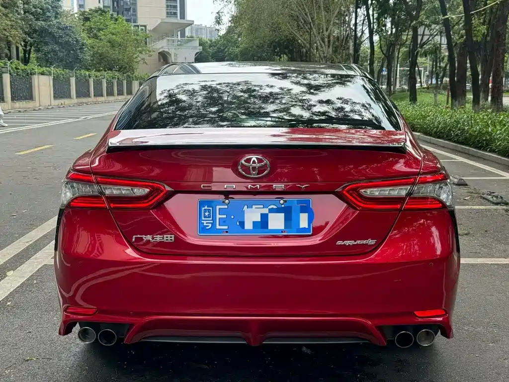 Toyota Camry 2020 — фото 3