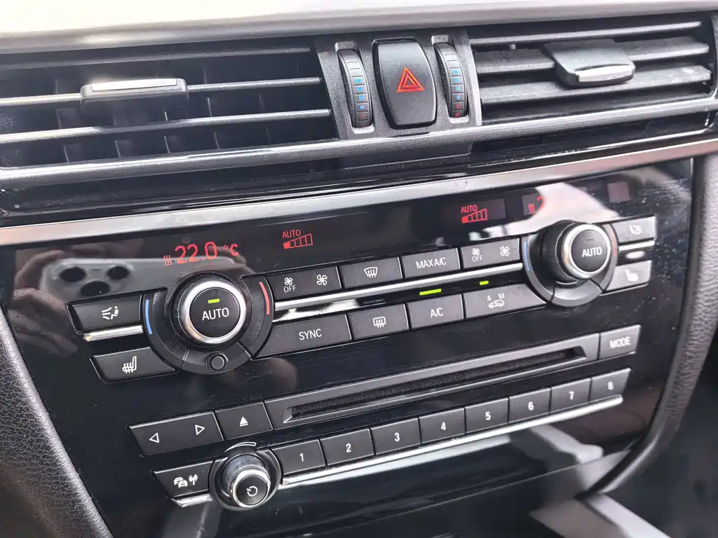 BMW X5 2018 — фото 15