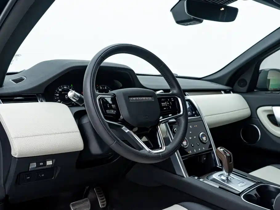 Land Rover Discovery Sport 2023 — фото 21