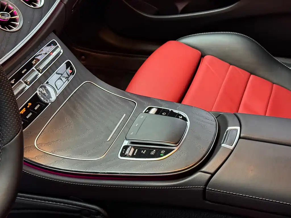 Mercedes-Benz E-Class 2019 — фото 7