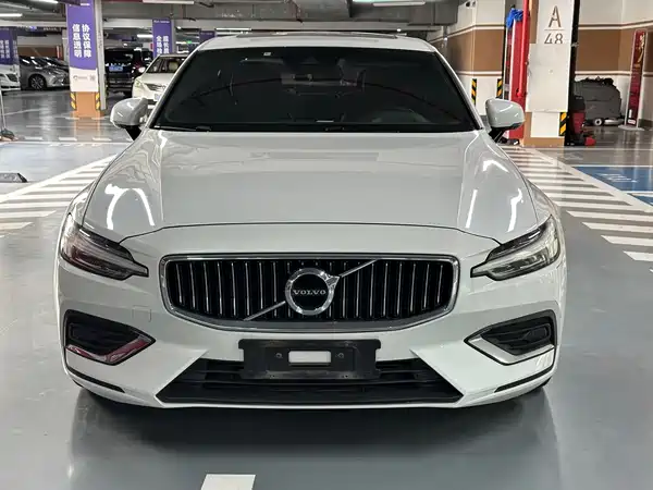 Volvo S60 2020