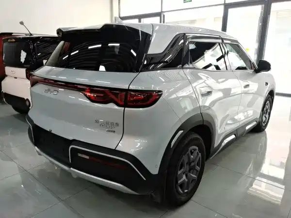 BYD Yuan UP 2025