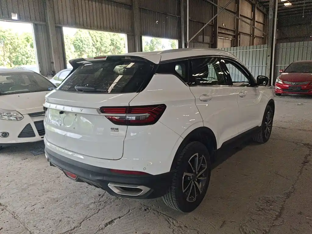 Geely Binyue 2021