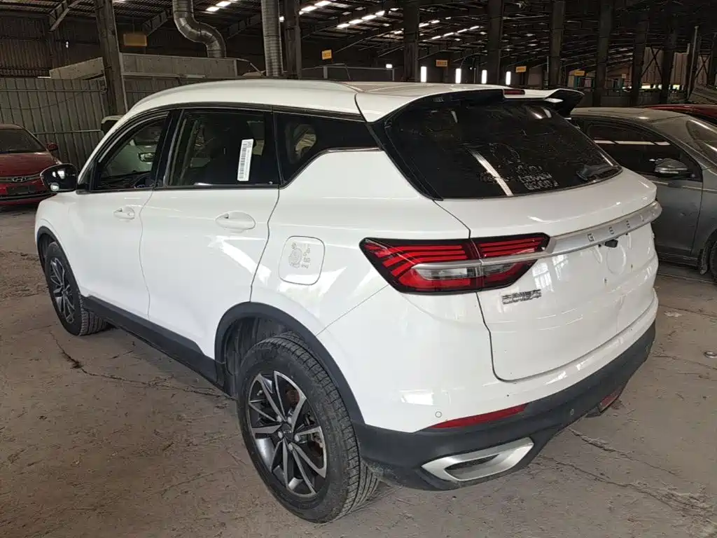 Geely Binyue 2021