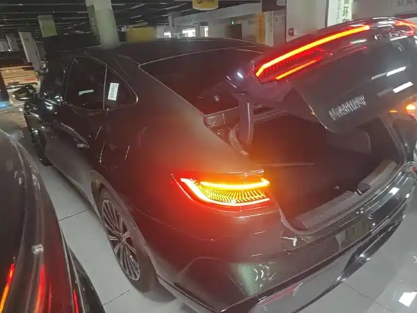Geely Galaxy Starshine 8 2025
