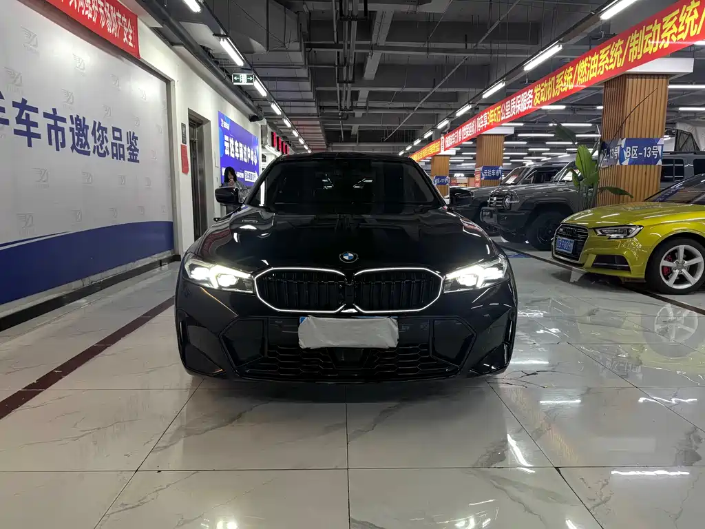 BMW 3 Series 2025 — фото 1