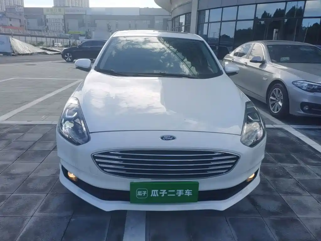 Ford Forrest 2019