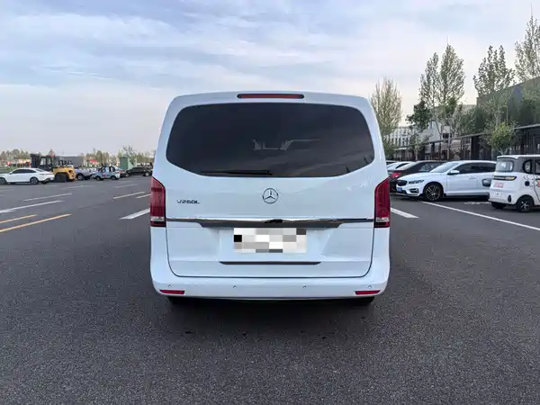 Mercedes-Benz V-Class 2017