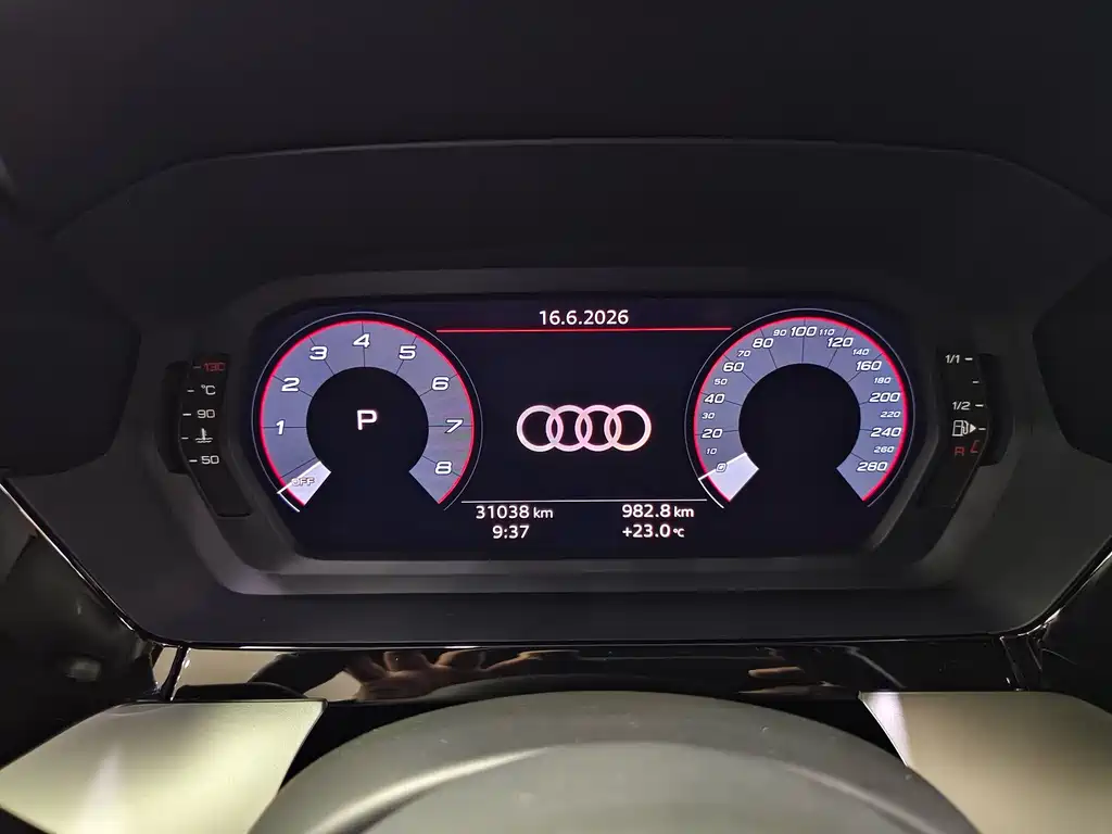 Audi A3 2023 — фото 18