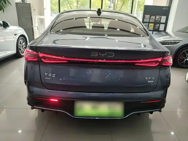 BYD Seal 06 2025