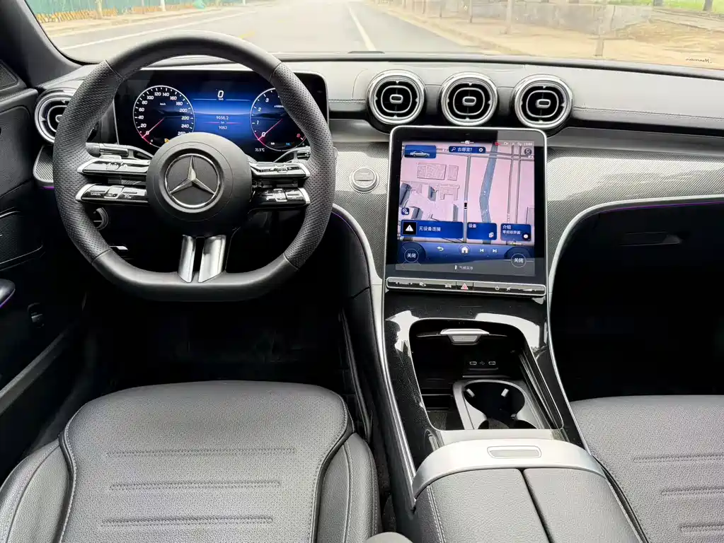 Mercedes-Benz C-Class 2025 — фото 5