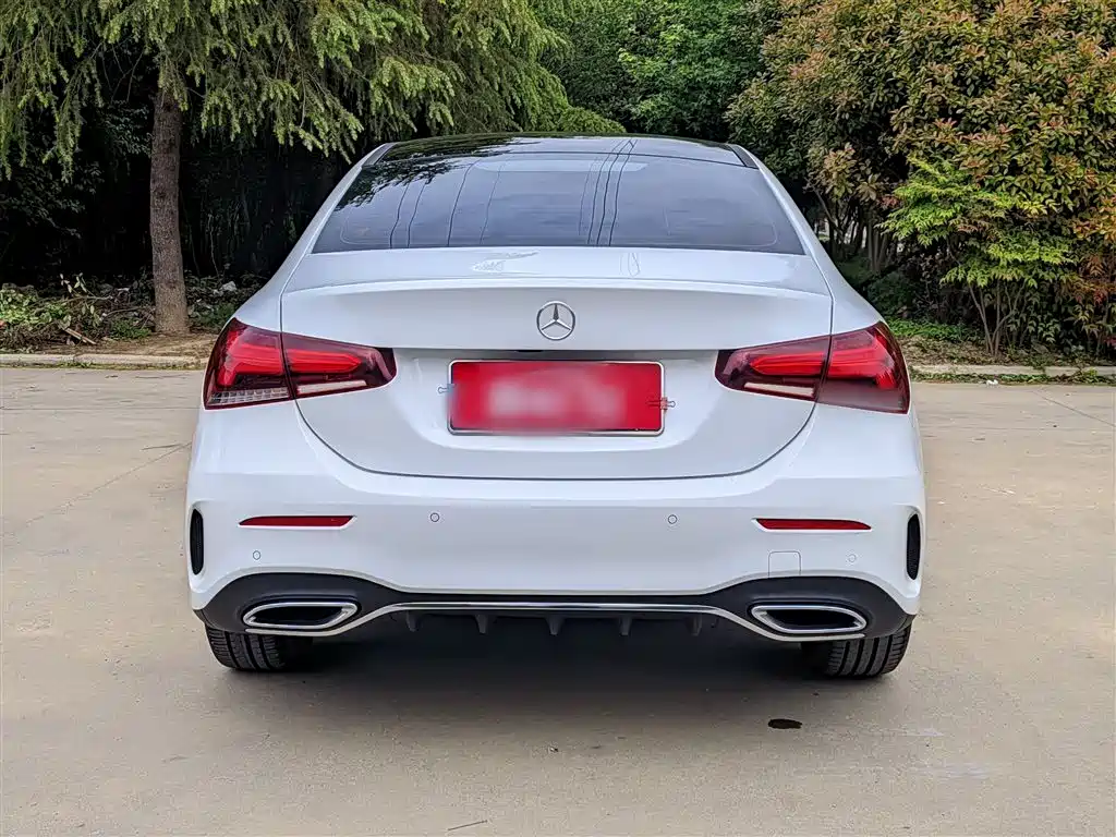 Mercedes-Benz A-Class 2022 — фото 9