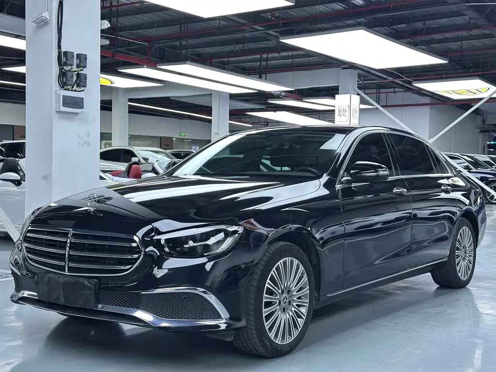 Mercedes-Benz E-Class 2023