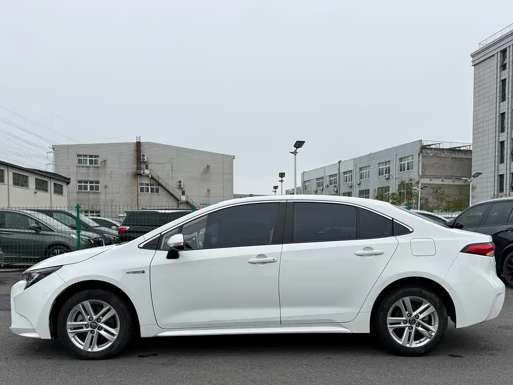 Toyota Levin 2023 — фото 17