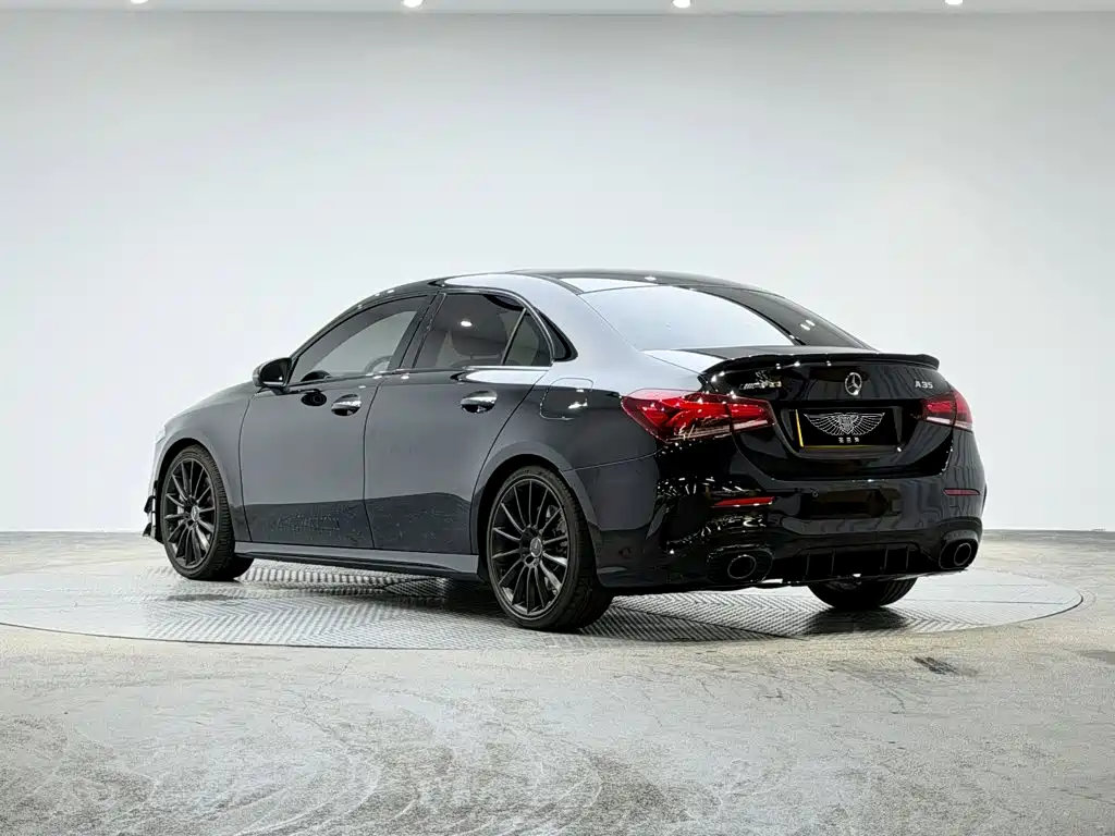 Mercedes-Benz A-Class AMG 2023 — фото 2